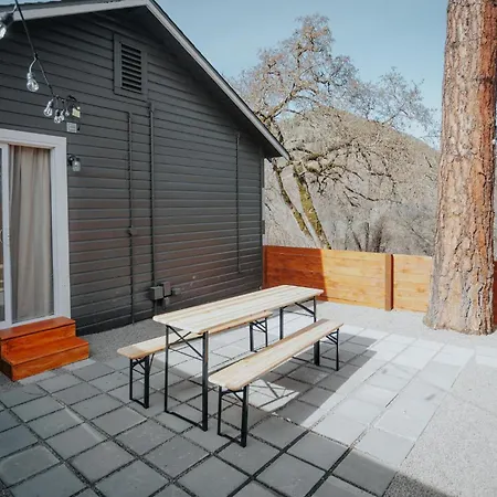 Waterfront River Apartments Rogue River Exterior photo